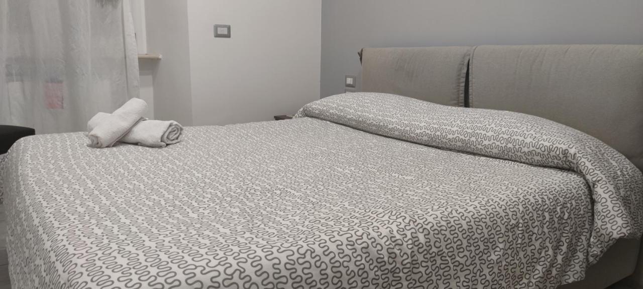 Guest House Via Milano Catanzaro Luaran gambar